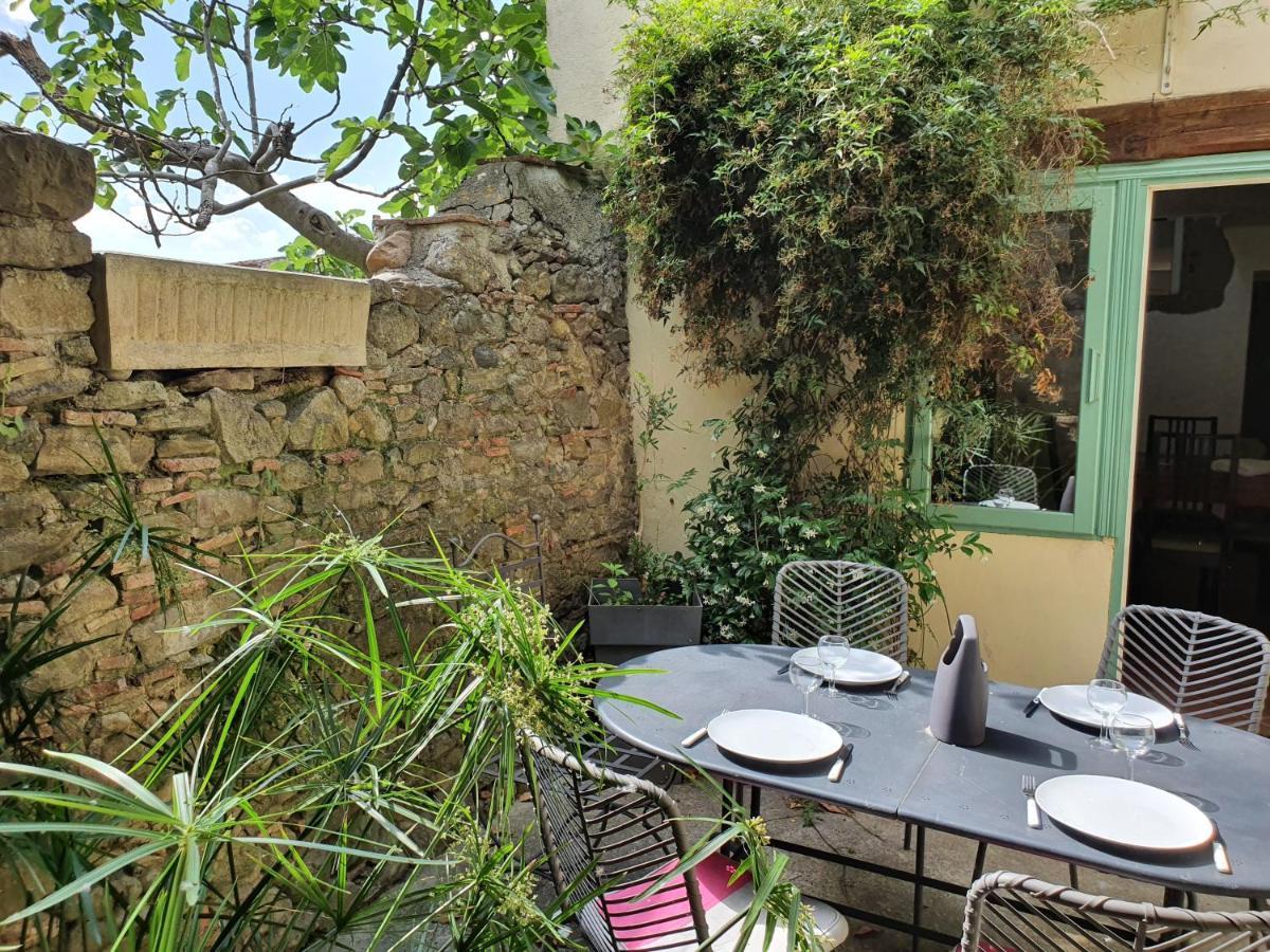 Holiday home Les Chemins De La Cite Ou *